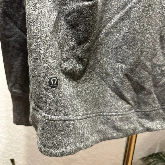 Lululemon Athletica gray hooded tops size 6 - Picture 7 of 9